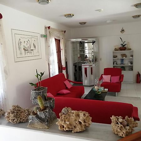 Sea Stone Apartments Karpathos Town  Exterior photo