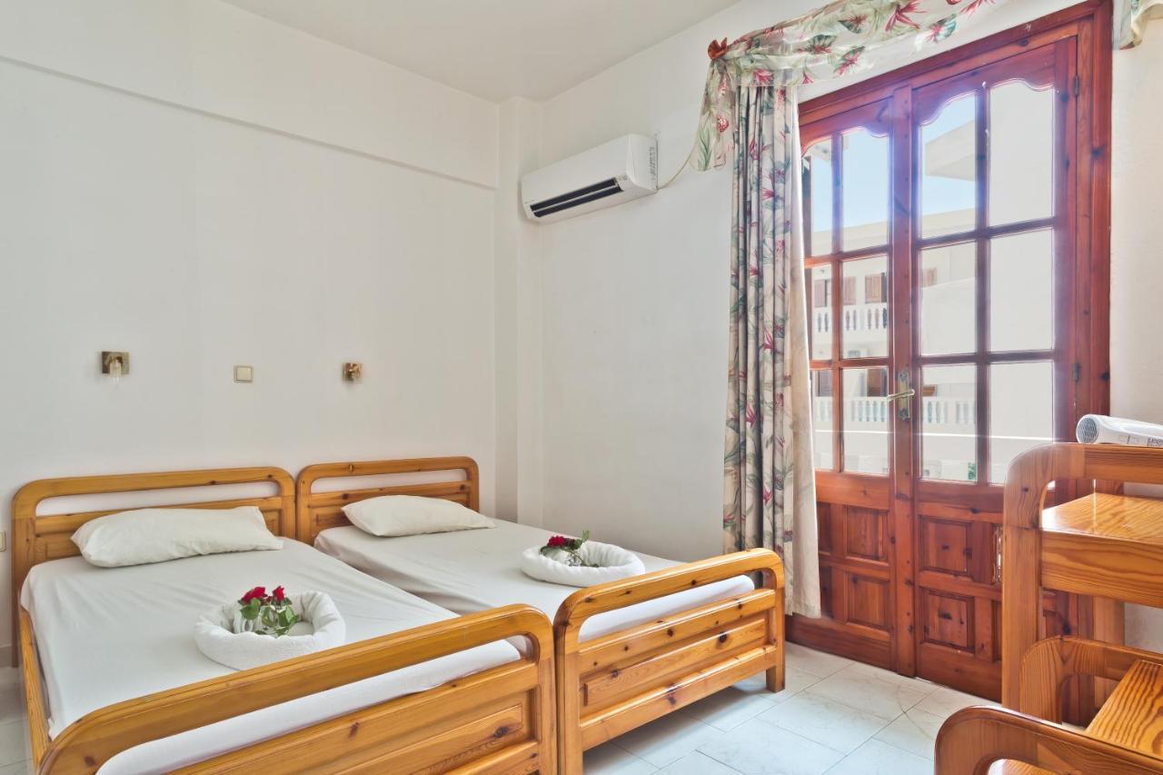 Sea Stone Apartments Karpathos Town  Exterior photo